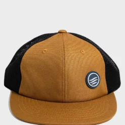 United By Blue Signature Trucker Hat -Campingutstyr Salg 2024 706 108 18213 signaturetruckerhat camel2 1024x a5115212 8adf 4156 9a52 215d98caf840