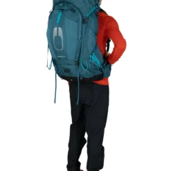 Osprey Atmos AG 65 Tursekk Herre -Campingutstyr Salg 2024 Atmos 65L S22 OnBody2 VenturiBlue web
