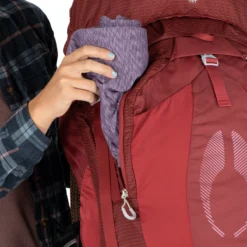 Osprey Aura AG 65 Tursekk Dame -Campingutstyr Salg 2024 AuraAG 65L S22 Detail1 BerrySorbetRed web