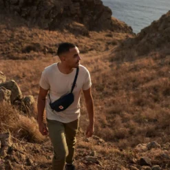 Ulvö Hip Pack Medium Rumpetaske 22 Ulvö Hip Pack Medium Rumpetaske -Campingutstyr Salg 2024 Fjellreven Ulvo Hip Pack Medium Rumpetaske Herremodell stemning ute