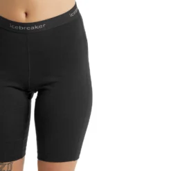 Icebreaker 200 Oasis Shorts (Dame) -Campingutstyr Salg 2024 Icebreaker 200 Oasis Shorts Dame Black front detalj