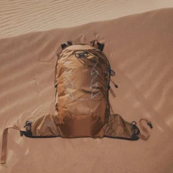 Osprey Talon Earth 22 Dagstursekk -Campingutstyr Salg 2024 OE S22 Talon Earth SAND FINAL SELEZIONE05 web