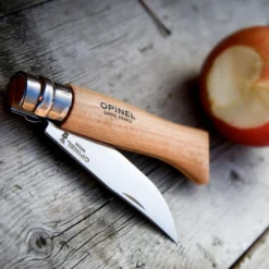 Opinel N°08 Stainless Steel Lommekniv -Campingutstyr Salg 2024 Opinel No 08 Stainless Steel Lommekniv stemning eple