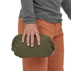 Patagonia Torrentshell 3L Jacket Regnjakke (Herre) -Campingutstyr Salg 2024 Patagonia Torrentshell 3L Jacket Regnjakke Herre modell sammenpakket