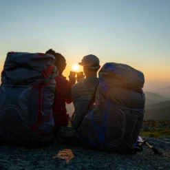 Osprey Exos Pro 55 -Campingutstyr Salg 2024 S23 ExosPro EjaPro Evan Kay exp 8 23 24 68 web