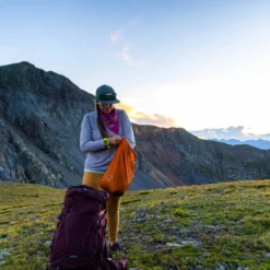 Osprey Kyte 48 Tursekk Dame -Campingutstyr Salg 2024 S23 Kyte TS 79 web 1bebf750 fb7e 40fa a2bc 3556dd2853f0