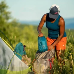 Osprey Ultralight DrySack 12 -Campingutstyr Salg 2024 S23 ULDrysack Evan Kay exp 8 23 24 18 web