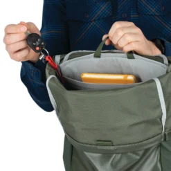 Osprey Transporter Roll Top -Campingutstyr Salg 2024 Transporter RollTop F21 Detail9 HaybaleGreen web