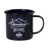 Emaljekopp "Adventure Begins" -Campingutstyr Salg 2024 WAWGH82 emaljmugg bla webb 1000x800 1