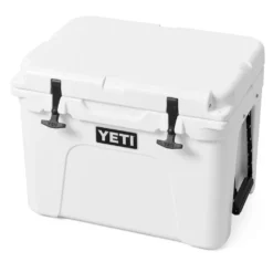 Yeti Tundra 35 Hard Cooler -Campingutstyr Salg 2024 YETI Tundra 35 Hard Cooler White box