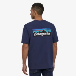 Patagonia P-6 Logo Responsibili-Tee Herre -Campingutstyr Salg 2024 gray 3