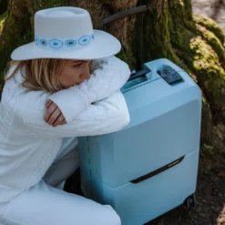 Samsonite Magnum Eco Trillekoffert (76 Cm) -Campingutstyr Salg 2024 highlight magnumeco lifestyle 1