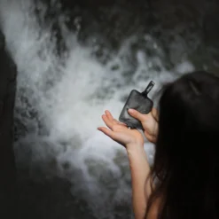 Matador FlatPack Toiletry Bottle (3-pk) -Campingutstyr Salg 2024 matador flatpak bottle hawaiidroplets 00 6bcdd2ee 30e4 4641 996b 00888b94471f scaled