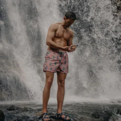 Matador FlatPack Toiletry Bottle (3-pk) -Campingutstyr Salg 2024 matador flatpak bottle tylerglass 001 90e417c0 635d 4903 bb3c f5da7463b1cc scaled