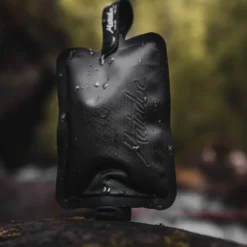 Matador FlatPack Toiletry Bottle (3-pk) -Campingutstyr Salg 2024 matador flatpak bottle visuallygeorge 009 643dd490 1c24 43bb adfd 99c16b866394 scaled